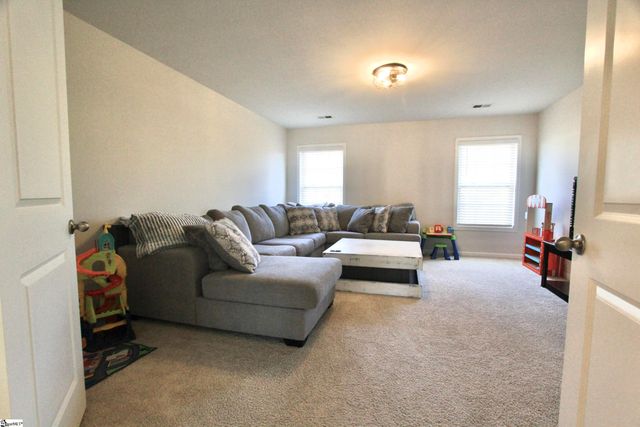 706 Troutdale Lane, Simpsonville, SC 29680