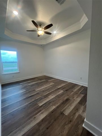 33416 Fm 521 Road, Angleton, TX 77515