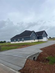 33416 Fm 521 Road, Angleton, TX 77515