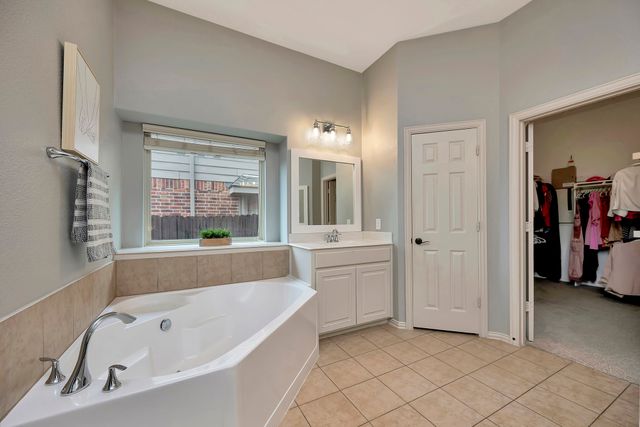 12801 Royal Ascot Drive, Fort Worth, TX 76244