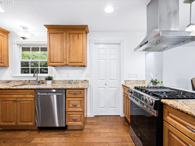 16680 Sw ROSA Rd, Beaverton, OR 97007