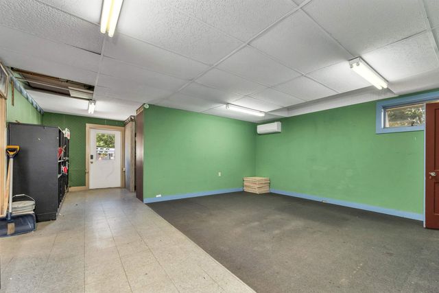 9 East Side Road, Conway, NH 03818