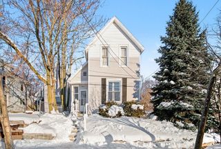 916 Lafayette Avenue NE, Grand Rapids, MI 49503