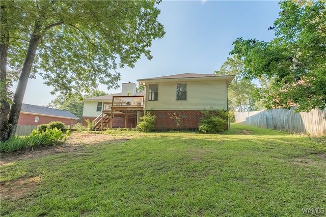 1751 Upper Lake, Cottondale, AL 35453