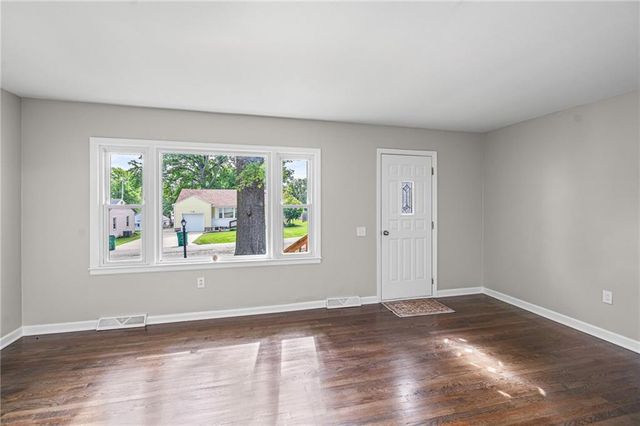 1054 S 45th Terrace, Kansas City, KS 66106