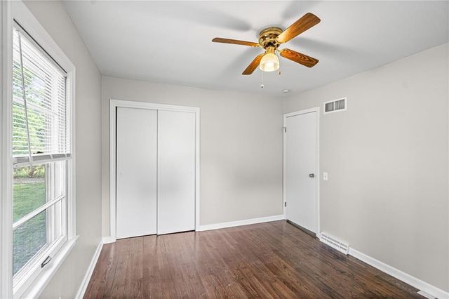 1054 S 45th Terrace, Kansas City, KS 66106