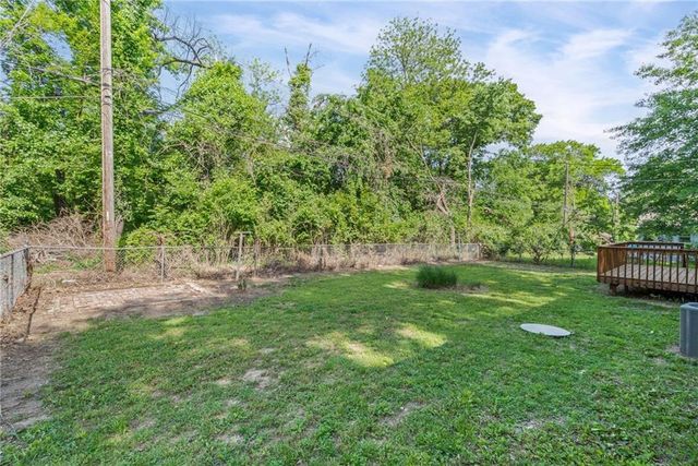 1054 S 45th Terrace, Kansas City, KS 66106