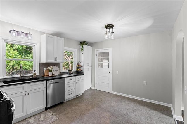 1054 S 45th Terrace, Kansas City, KS 66106