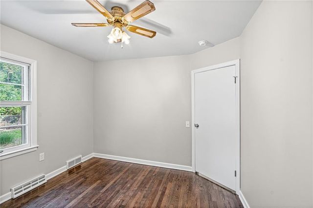 1054 S 45th Terrace, Kansas City, KS 66106
