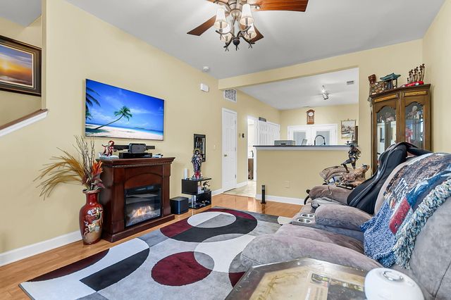 304 Chinquapin Drive, Summerville, SC 29485