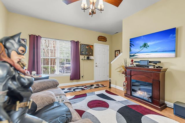 304 Chinquapin Drive, Summerville, SC 29485