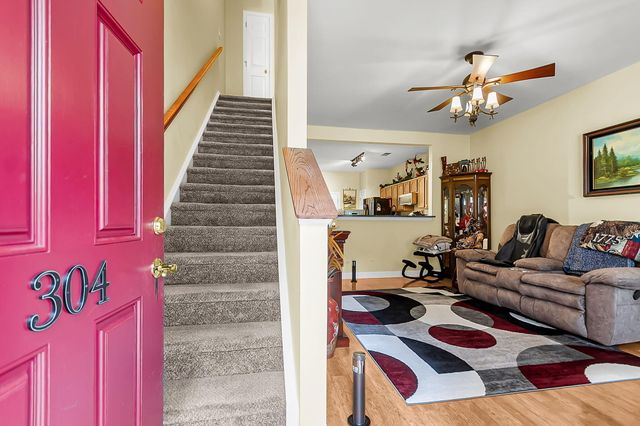 304 Chinquapin Drive, Summerville, SC 29485