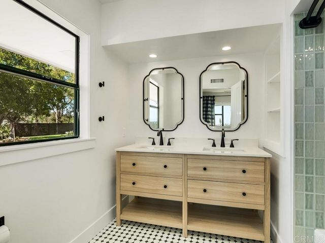 1097 Camino Alisos, Fallbrook, CA 92028