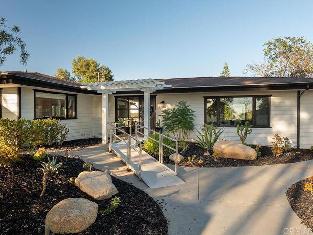 1097 Camino Alisos, Fallbrook, CA 92028