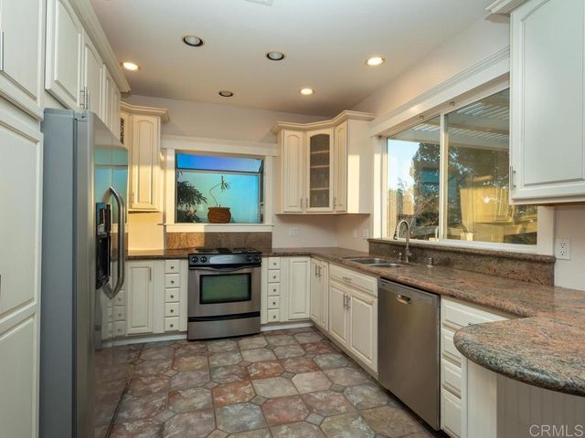 1097 Camino Alisos, Fallbrook, CA 92028