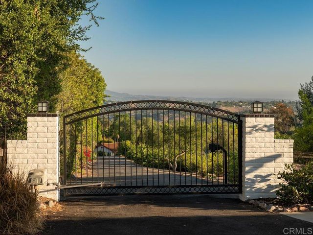 1097 Camino Alisos, Fallbrook, CA 92028