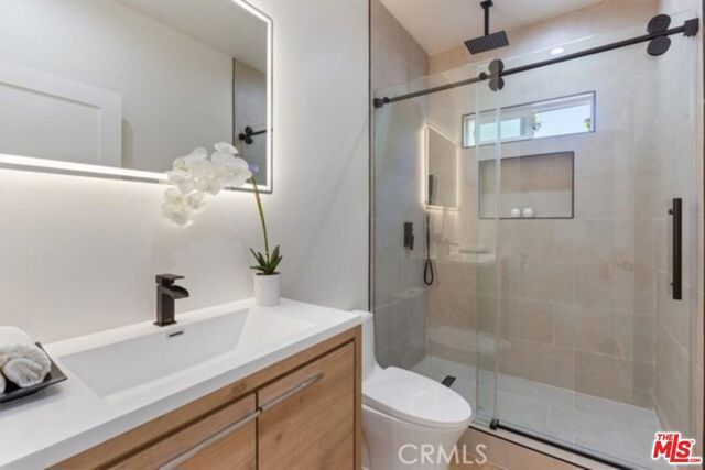 22450 Dolorosa St Street, Woodland Hills (los Angeles), CA 91367