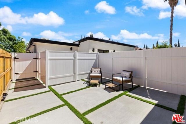 22450 Dolorosa St Street, Woodland Hills (los Angeles), CA 91367