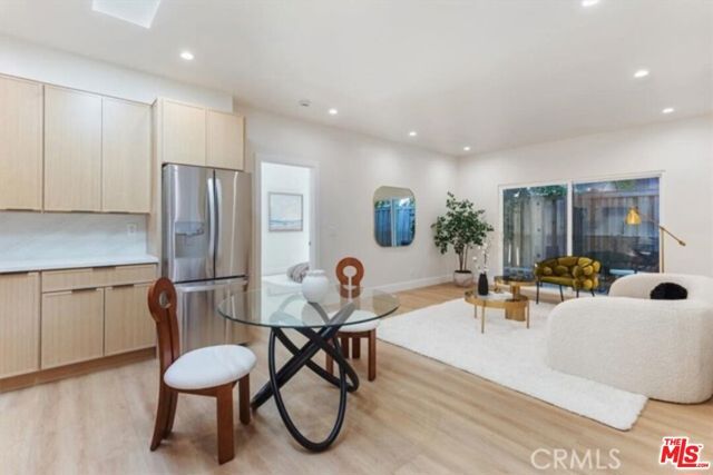 22450 Dolorosa St Street, Woodland Hills (los Angeles), CA 91367