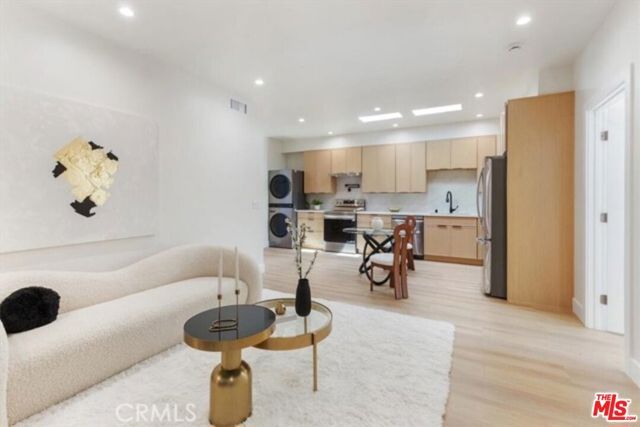 22450 Dolorosa St Street, Woodland Hills (los Angeles), CA 91367