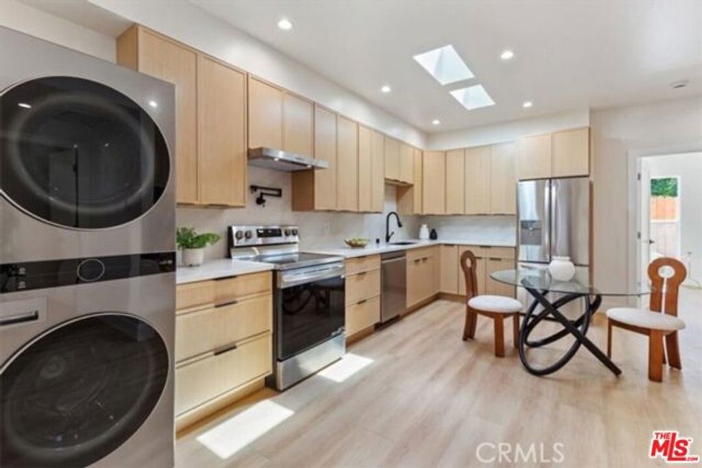 22450 Dolorosa St Street, Woodland Hills (los Angeles), CA 91367