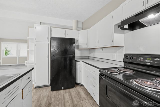 5229 Bayside Drive, Riverside, OH 45431