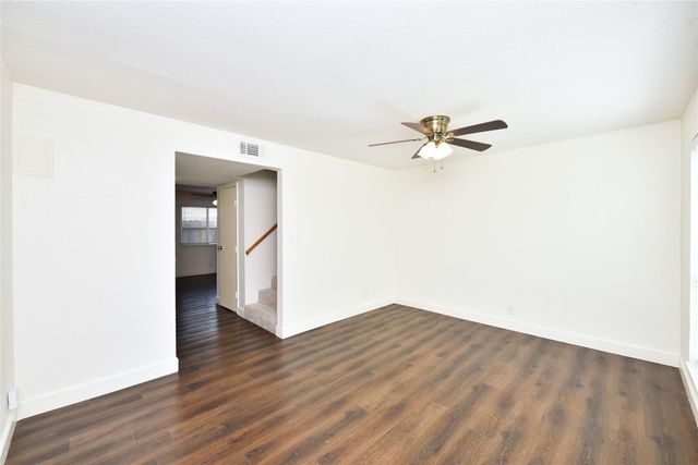 11002 Hammerly Boulevard 57, Houston, TX 77043