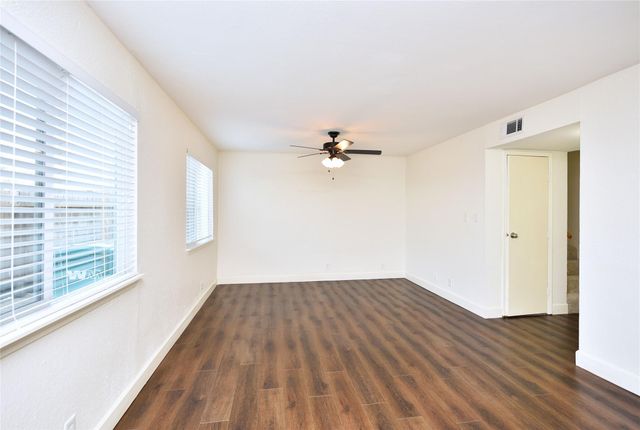 11002 Hammerly Boulevard 57, Houston, TX 77043