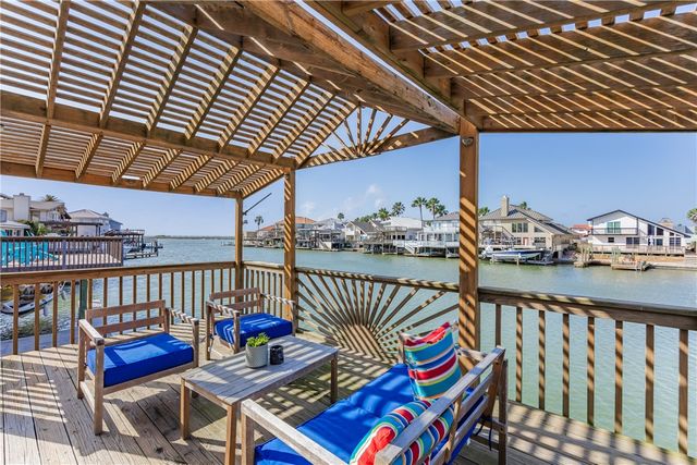 13742 Tajamar St, Corpus Christi, TX 78418