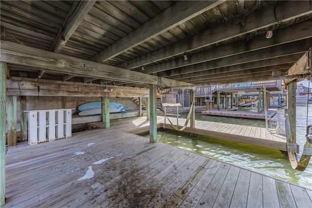 13742 Tajamar St, Corpus Christi, TX 78418