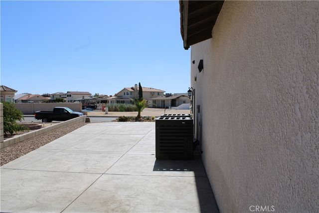 27404 Outrigger Lane, Helendale, CA 92342