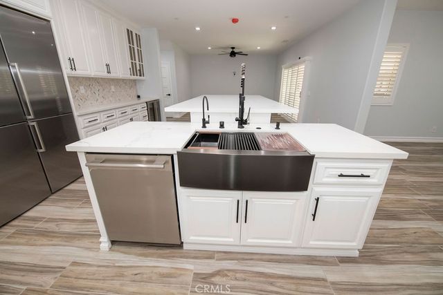 27404 Outrigger Lane, Helendale, CA 92342