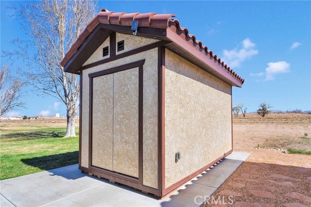 11577 Ridgemark Road, Apple Valley, CA 92308