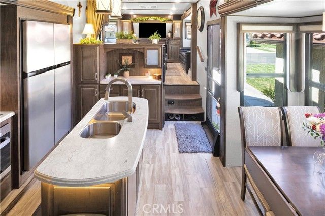 11577 Ridgemark Road, Apple Valley, CA 92308