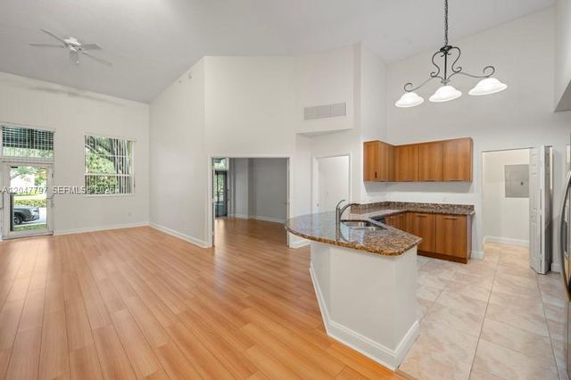 510 NW 84th Ave 125, Plantation, FL 33324