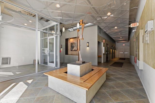 100 W 5th Street 611, Royal Oak City, MI 48067