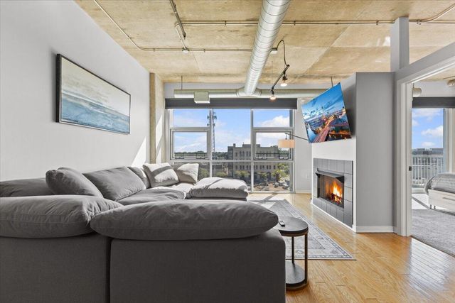 100 W 5th Street 611, Royal Oak City, MI 48067