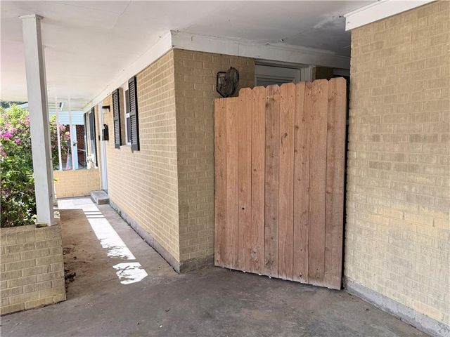 1819 CLOVER Lane, Alexandria, LA 71301