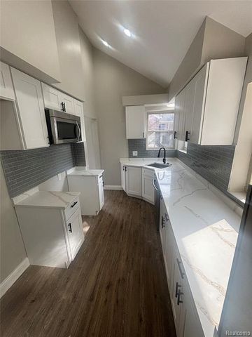 17541 Annchester Road, Detroit, MI 48219