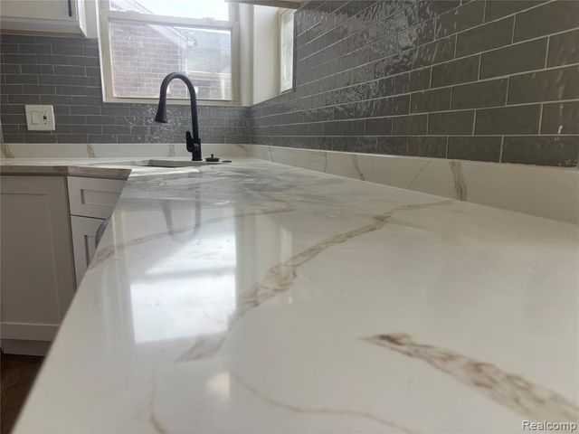 17541 Annchester Road, Detroit, MI 48219