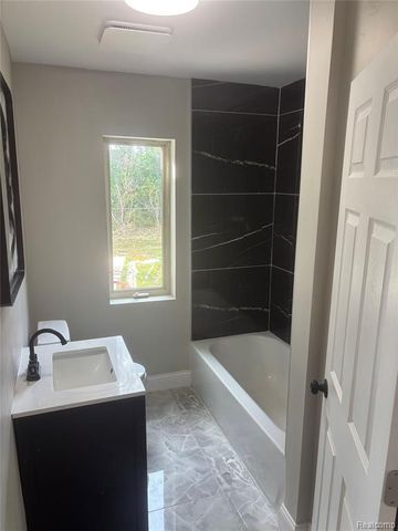 17541 Annchester Road, Detroit, MI 48219