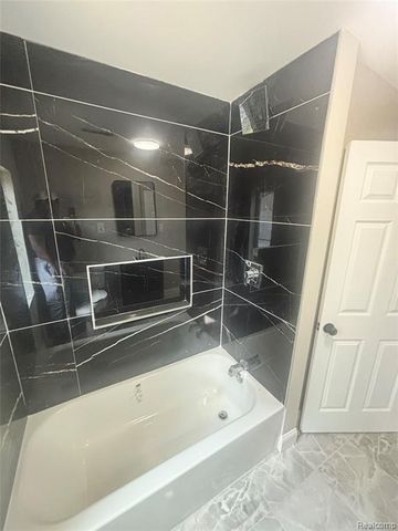 17541 Annchester Road, Detroit, MI 48219