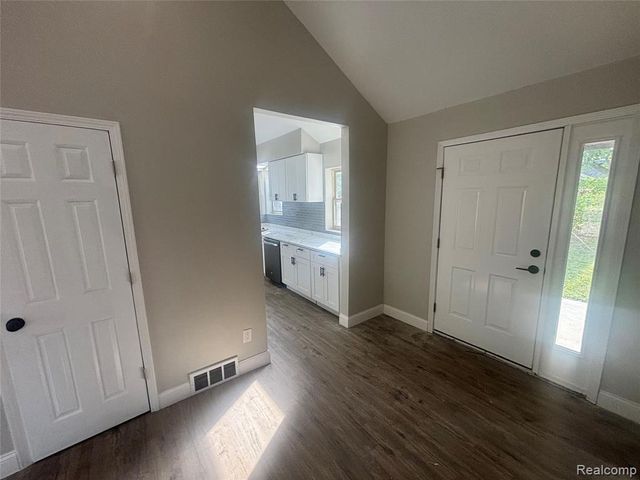 17541 Annchester Road, Detroit, MI 48219