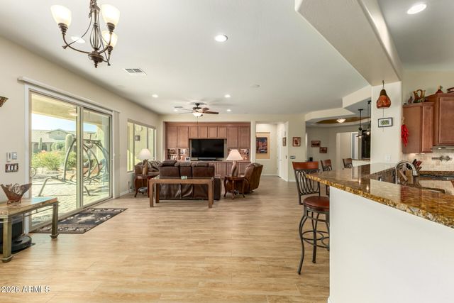 3525 N HUDSON Drive, Florence, AZ 85132