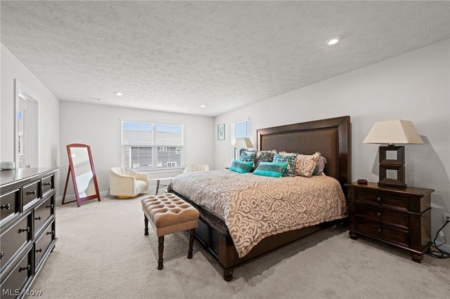 36306 Jannie Lane, North Ridgeville, OH 44039