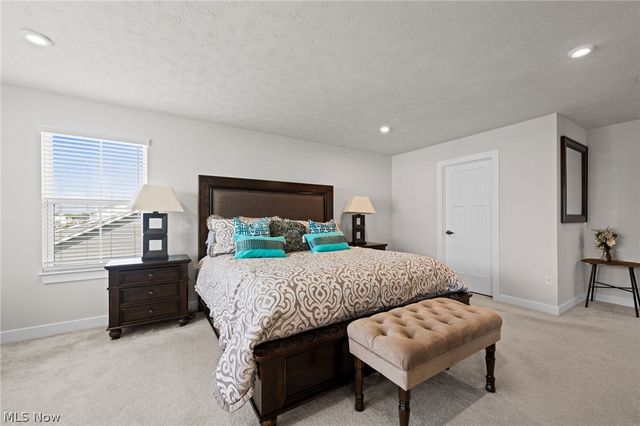 36306 Jannie Lane, North Ridgeville, OH 44039