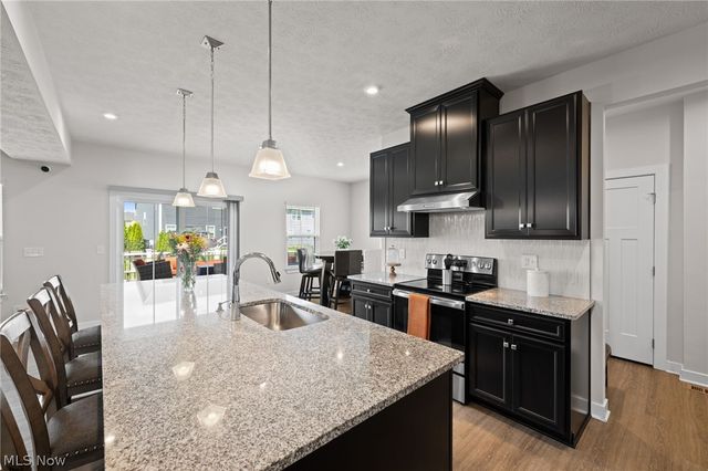 36306 Jannie Lane, North Ridgeville, OH 44039