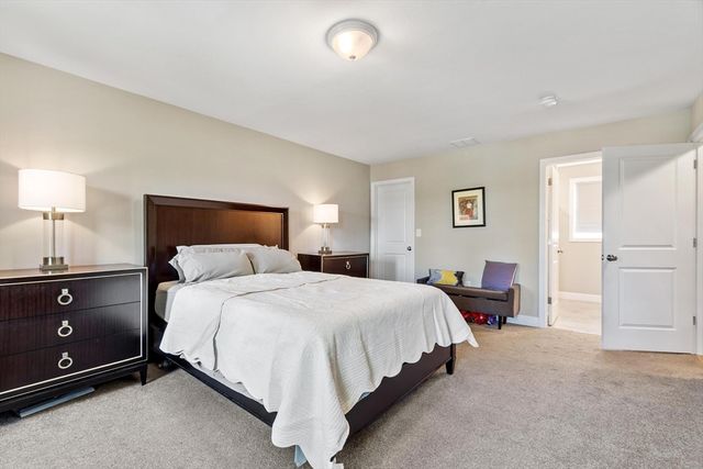 1016 Whipple Rd, Tewksbury, MA 01876