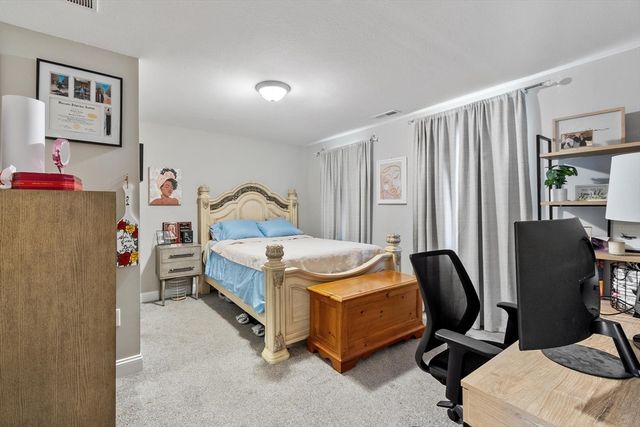 1016 Whipple Rd, Tewksbury, MA 01876