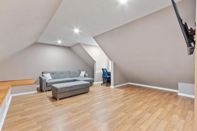 1016 Whipple Rd, Tewksbury, MA 01876